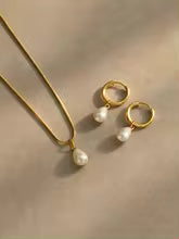 Pearl Necklace And Earring Set